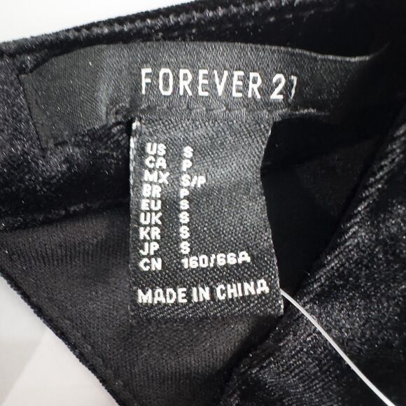 Forever 21 Velvet Sleeveless Romper Womens Small Black Choker Lace Back Party - Picture 3 of 16